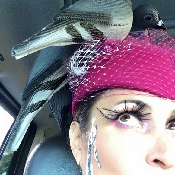 Meet your Posher, Robin - Picture 6 of 8